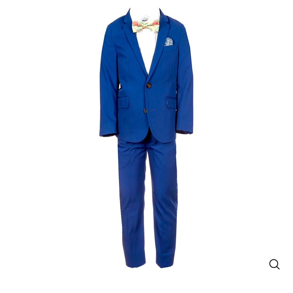 Boys Blue Mod Suit ADORABLE. You will love it! FREE tie included!!